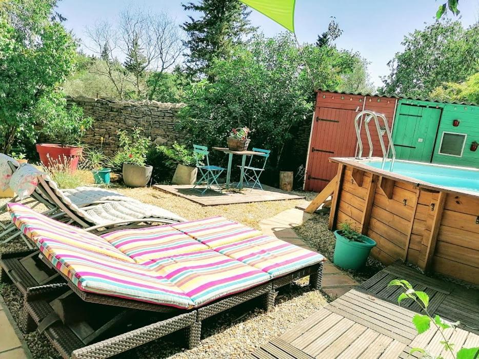 Bed and Breakfast Nimes En Garrigues Esterno foto